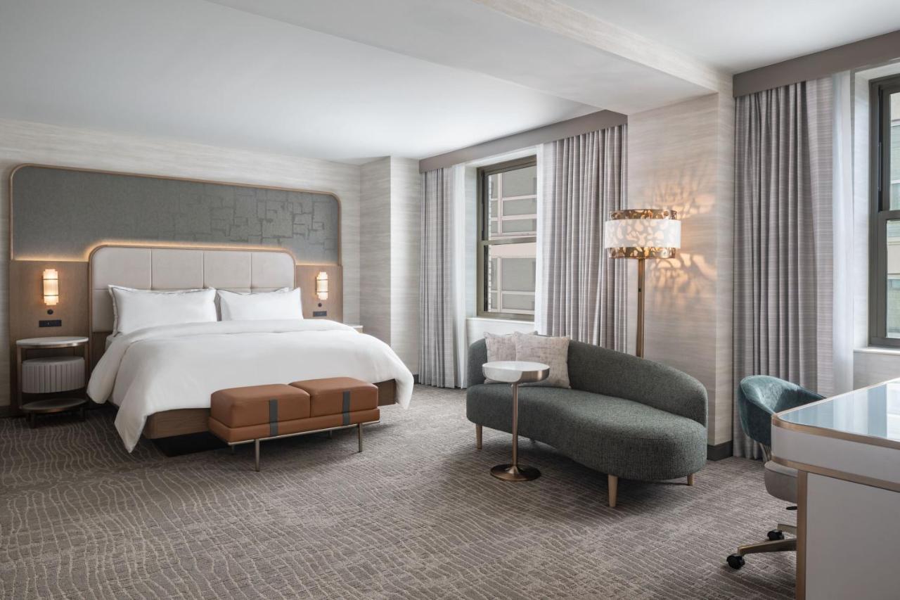 Premium, Guest room, 1 King, City view