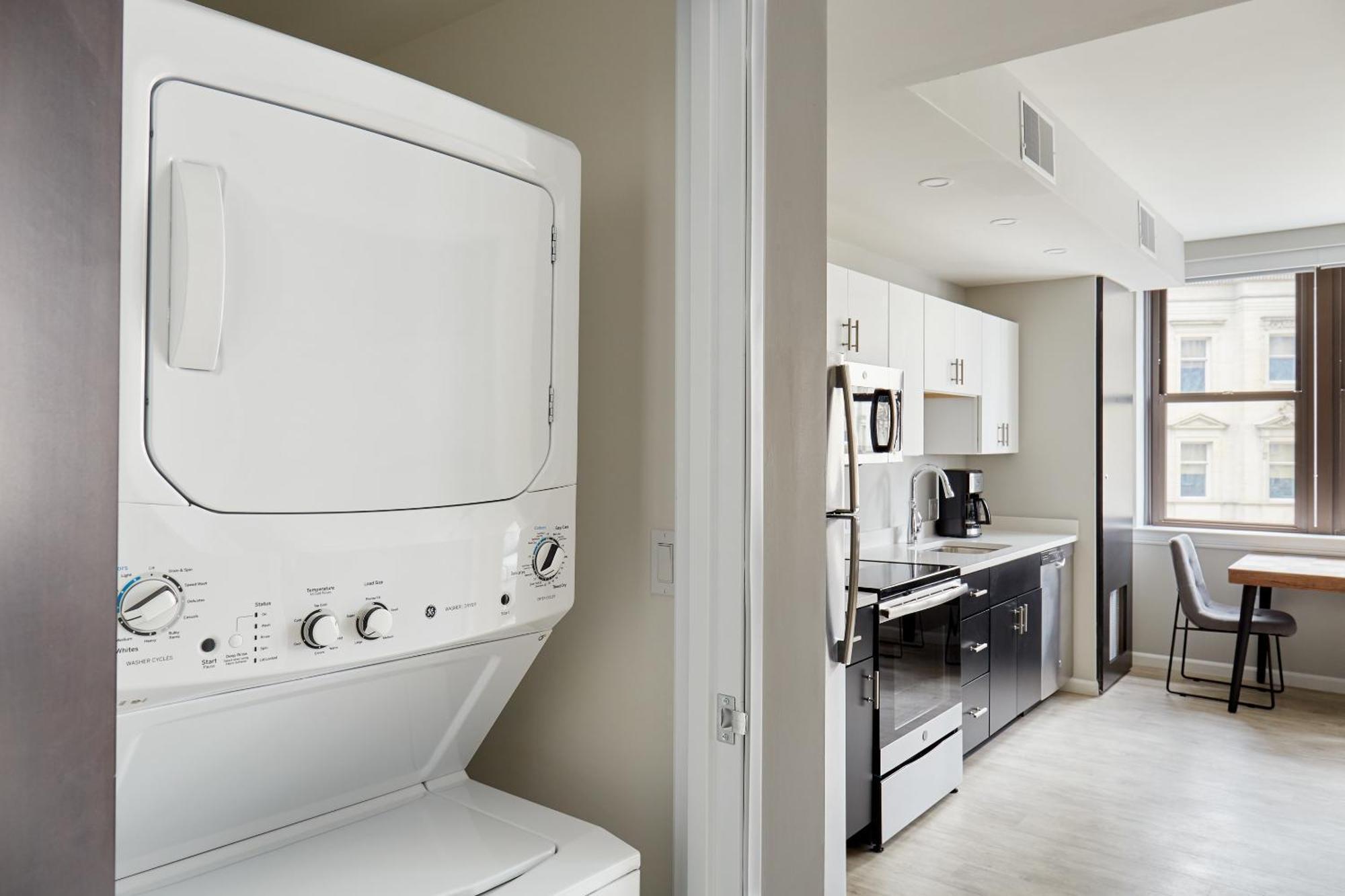 One-Bedroom Apartment - Self Check-in with Virtual Front Desk
