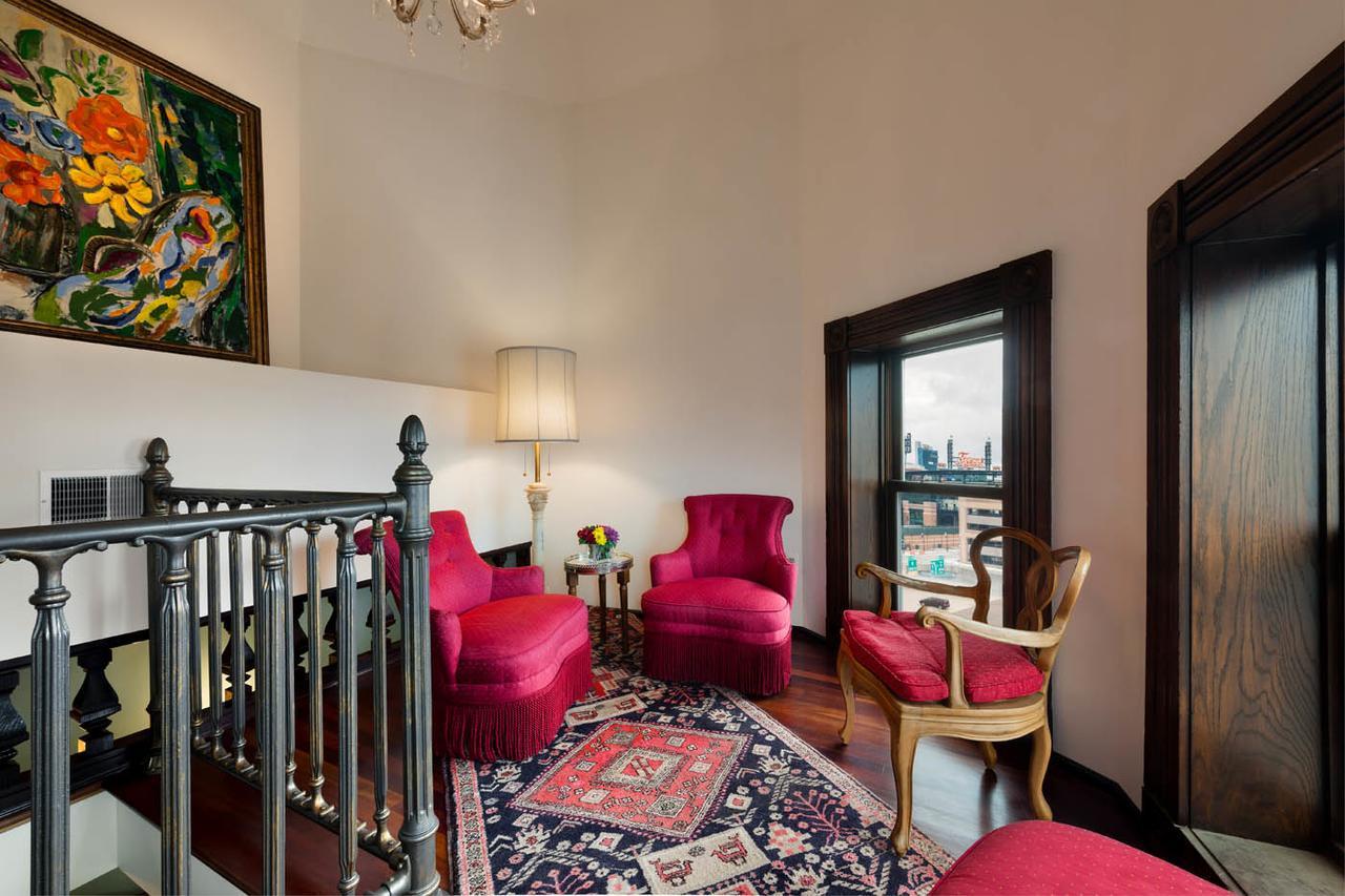 Presidential Suite