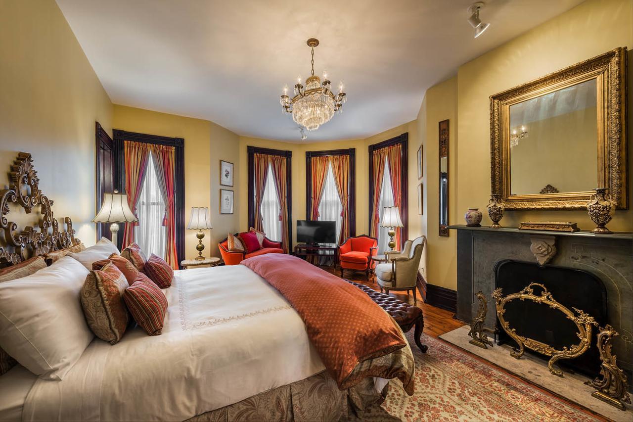 Deluxe King Suite,517811148:JPEG
